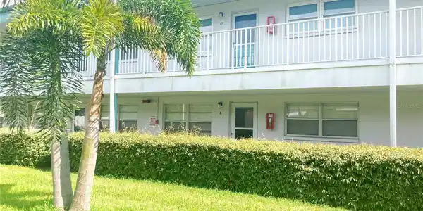 5267 81ST N