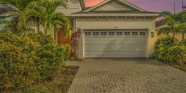 305 BLACKROCK LANE