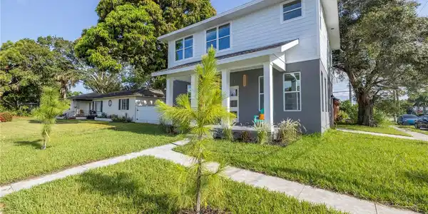 4401 2ND S
