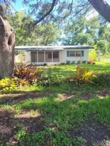 2467 HYDE PARK