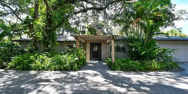 680 TROJAN ROAD