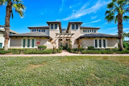 1009 RIVERSCAPE STREET