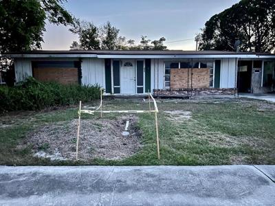 840 BADGER NE