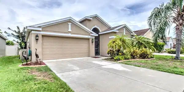 719 GRIFFEN HEIGHTS
