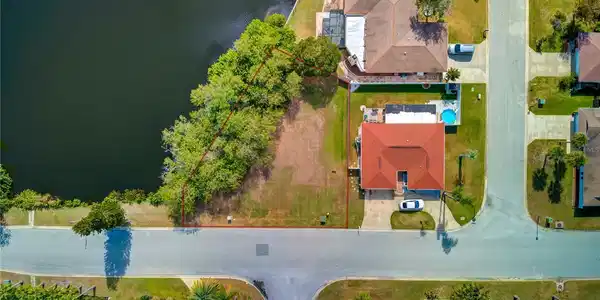 SEABREEZE DRIVE
