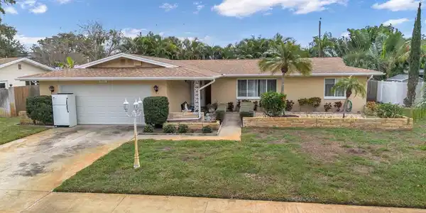 9585 PORTSIDE DRIVE