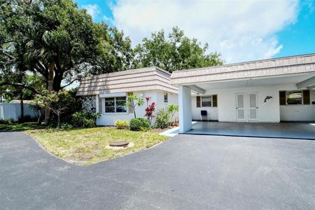2537 RIVERBLUFF PARKWAY
