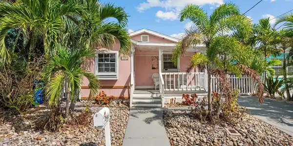 342 BOCA CIEGA