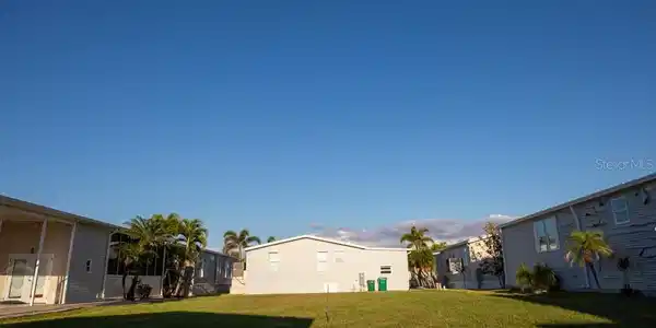 8 EMDEN CIRCLE