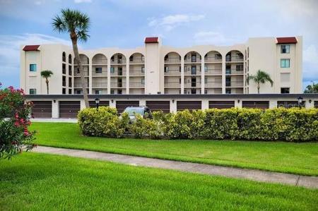 5801 BANANA RIVER