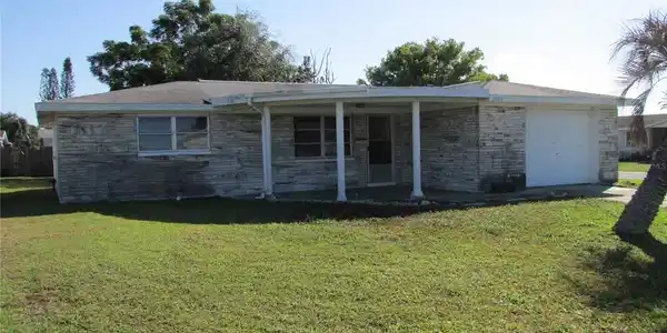 2704 FLINT ISLE PLACE