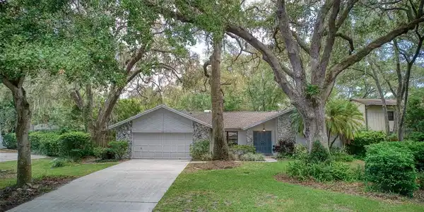 1730 PINE HILL