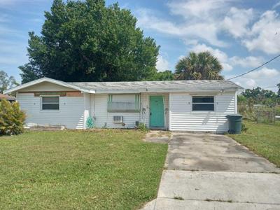 1553 LOCKWOOD DRIVE