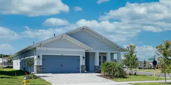 6307 ROADSTEAD