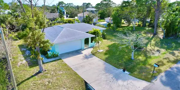 5224 LEMON BAY DRIVE