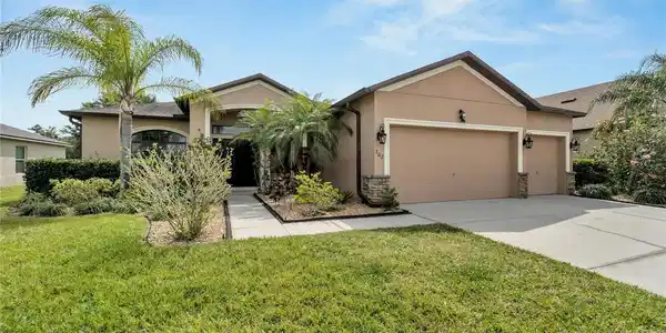 302 STAR SHELL DRIVE