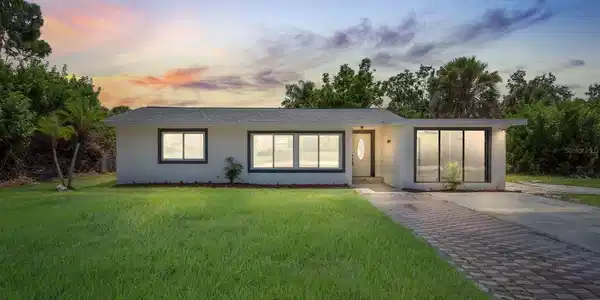 1485 POINCIANA ROAD