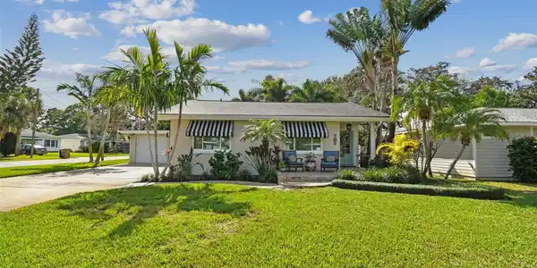 365 FOSTER LANE