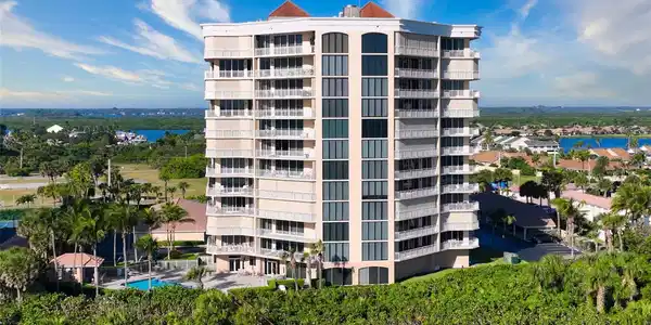 3000 N HIGHWAY A1A