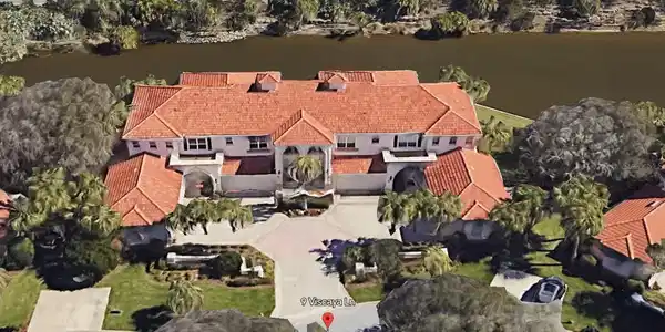 9 VISCAYA LANE