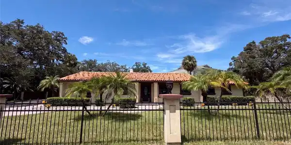 1515 S WEST SHORE BOULEVARD