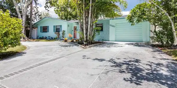 2230 MORNINGSIDE