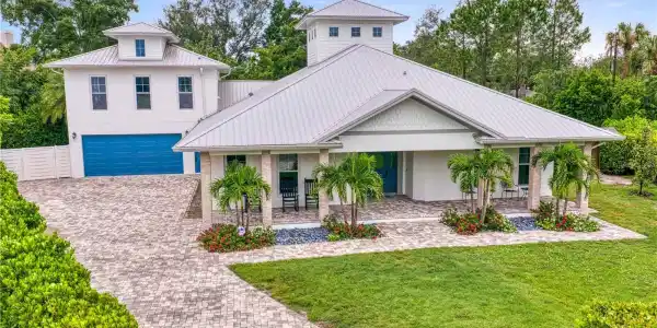1009 S MORRISON COURT