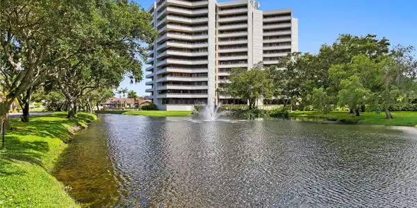 5950 PELICAN BAY S