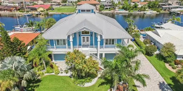 5521 WINDWARD WAY