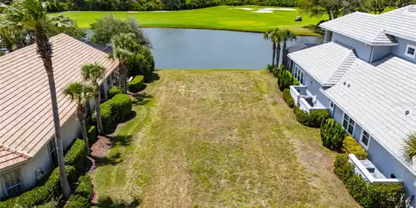 51 KINGFISHER LANE