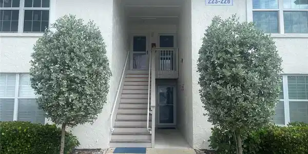 4225 ATLANTIC