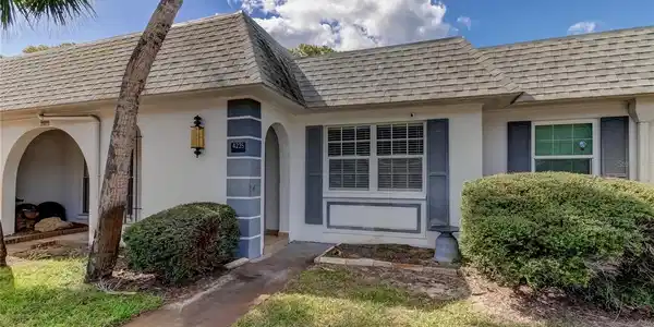 4235 SHELDON PLACE