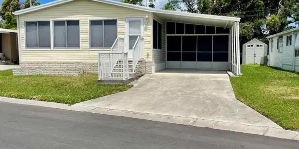 152 SHADY LANE