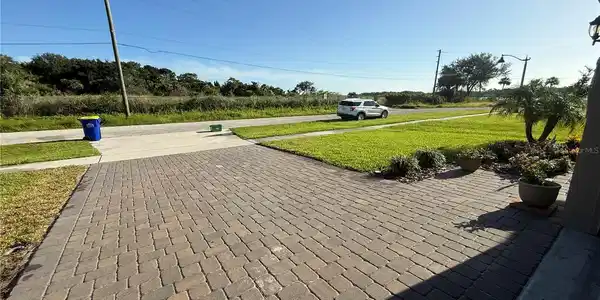 Image 4 Image 4