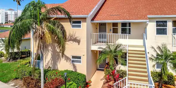 1620 FAIRWAY TRACE