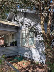 1811 CENTRAL AVENUE