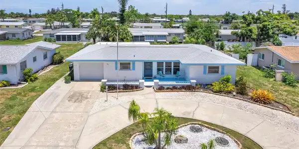 531 SHERIDAN DRIVE