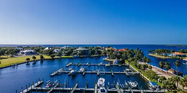 4661 GRASSY POINT BOULEVARD