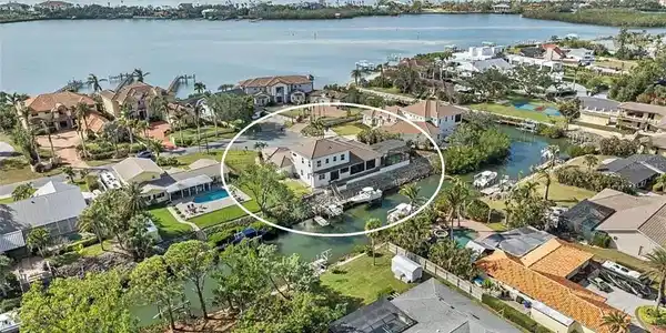 432 SORRENTO DRIVE