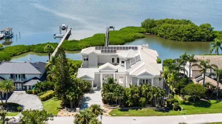 502 LANTERNBACK ISLAND DRIVE