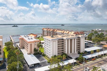 622 EDGEWATER
