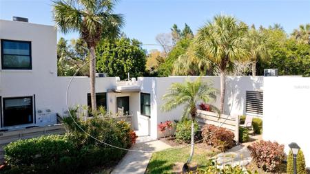 442 PALM TREE DRIVE