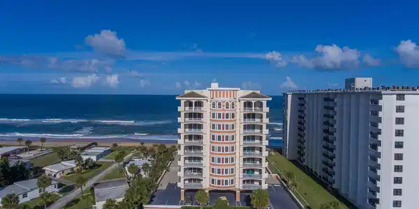 1425 OCEAN SHORE