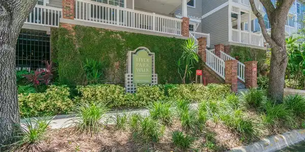 800 S DAKOTA AVENUE