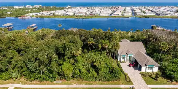 21 S RIVERWALK DRIVE