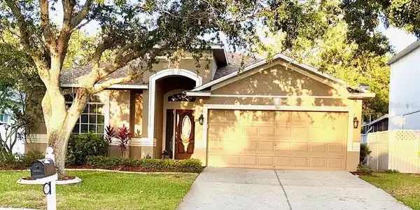 1765 OAK POND COURT