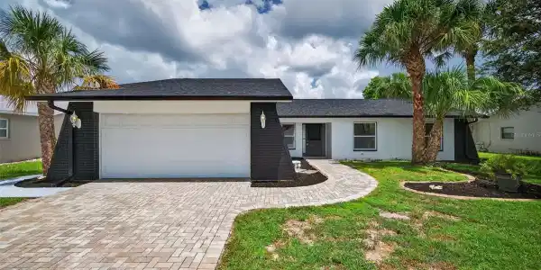 10221 LANDMARK DRIVE