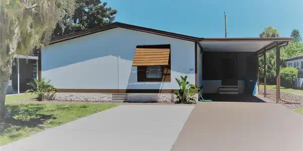 105 OAK STREET