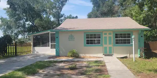 109 Louisa DRIVE