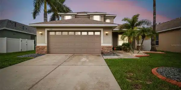 5222 CLOVER MIST DRIVE